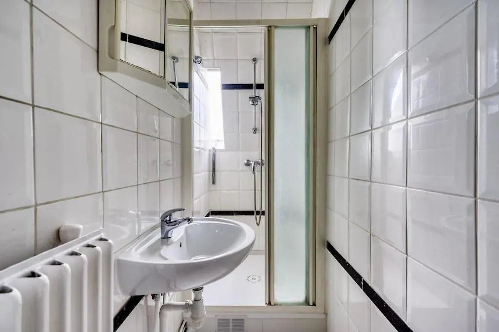 Apartment 3-Bedroom Apart Close To Roland Garros Paris France